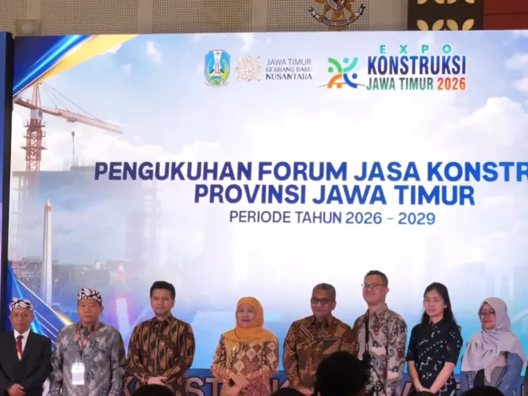 Gubernur dan para jajaran